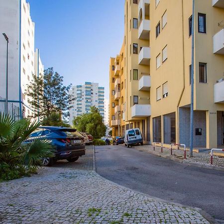 Ocean Breeze 1 Bdr Flat In Portimao By Lovelystay Экстерьер фото